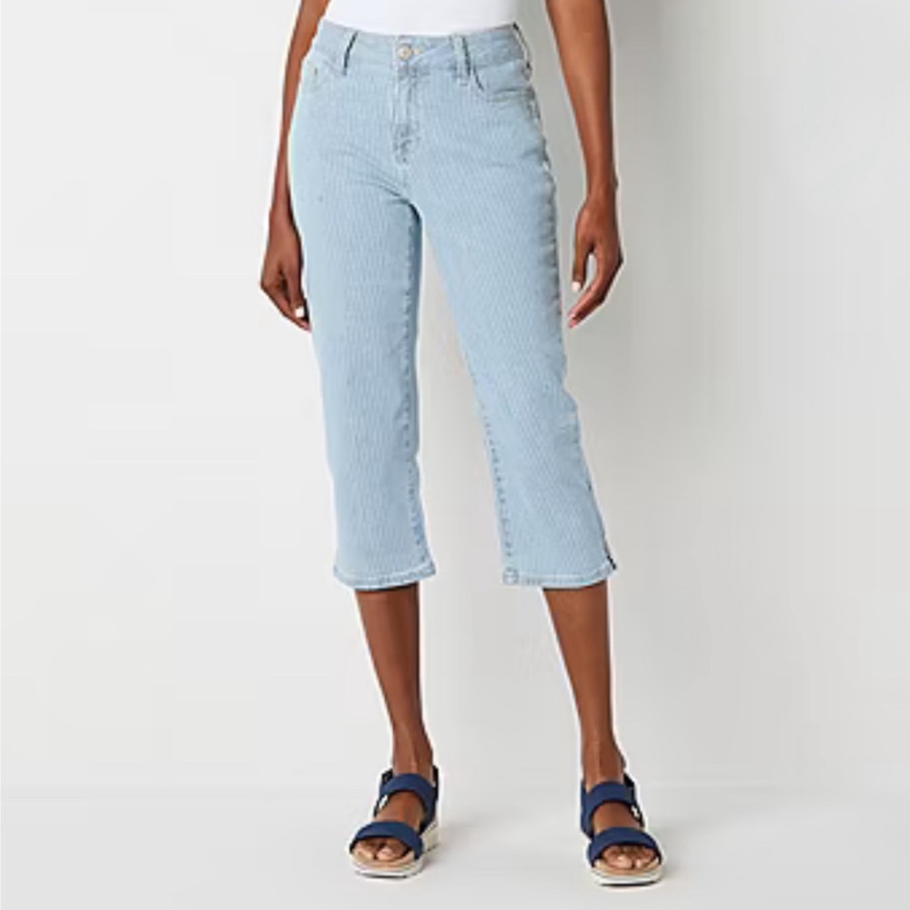St. John's Bay Secretly Slender Mid Rise Denim Capris Light Railroad Stripe 14